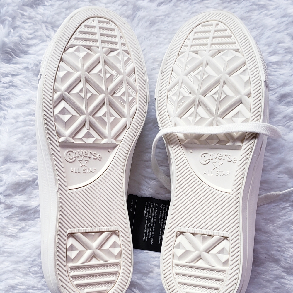 New Womens Converse Low Top - Picture 6 of 8